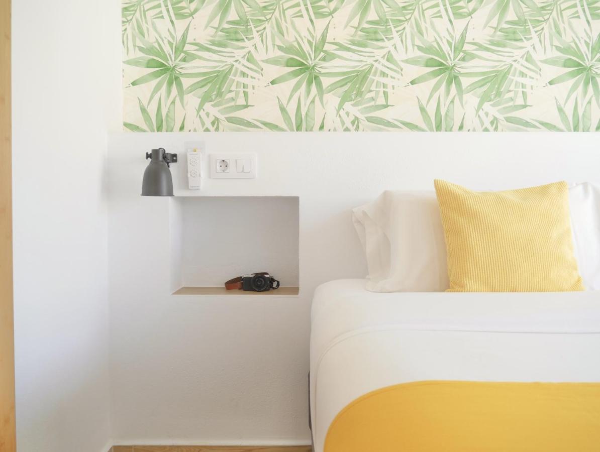 Nanit Rooms Ibiza Hostal Santa Eulària des Riu Kültér fotó